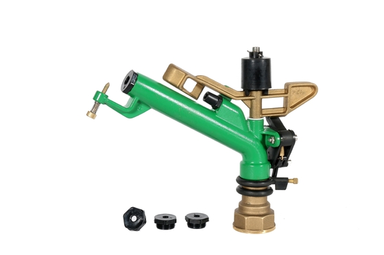1 1/2 '' Air yang disesuaikan Hujan Pertanian Irigasi Sprinkler 2-5bar