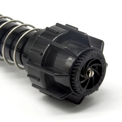 Pertanian tahan cuaca Pop Up Lawn Sprinkler Dengan Jarak Semprot 4,0 - 6,5m